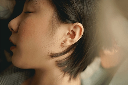 耳朵痣相图解女人耳朵长痣代表什么意思