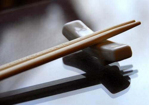 长短不齐的筷子代表着什么意思 不得不知的筷子风水(图文)