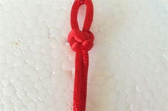 女生戴红绳的禁忌 佩戴红绳的禁忌不可犯